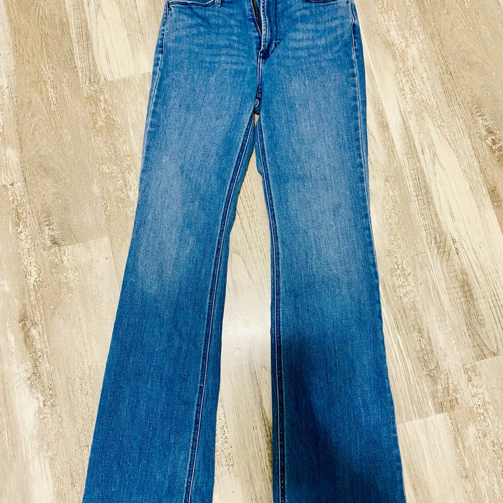 Old Navy Blue Flare Women's Jeans - Picture 2 of 4
